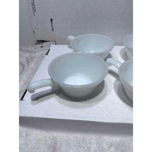 Anchor Hocking Milk Glass Ovenproof Microwaveable Handled Soup Bowls Set Of 4 - Picture 8 of 8